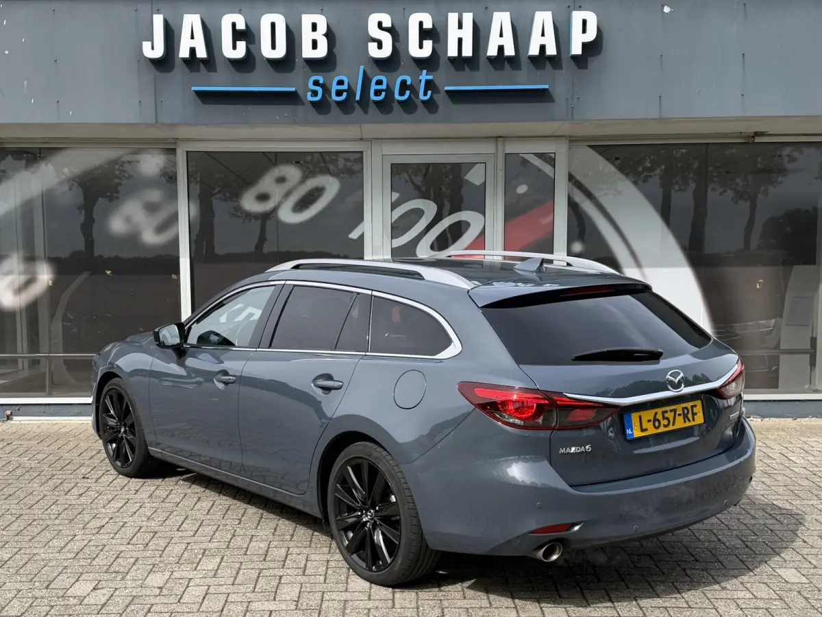 2.0 SkyActiv-G 165 Luxury / Automaat / Camera / Carplay / verw. & gev. v. stoelen / Leder /