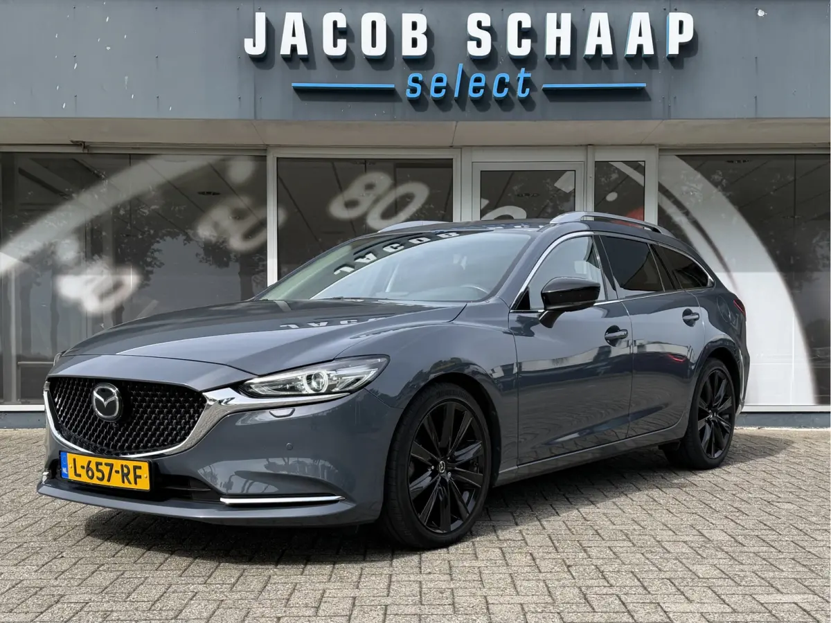 2.0 SkyActiv-G 165 Luxury / Automaat / Camera / Carplay / verw. & gev. v. stoelen / Leder /