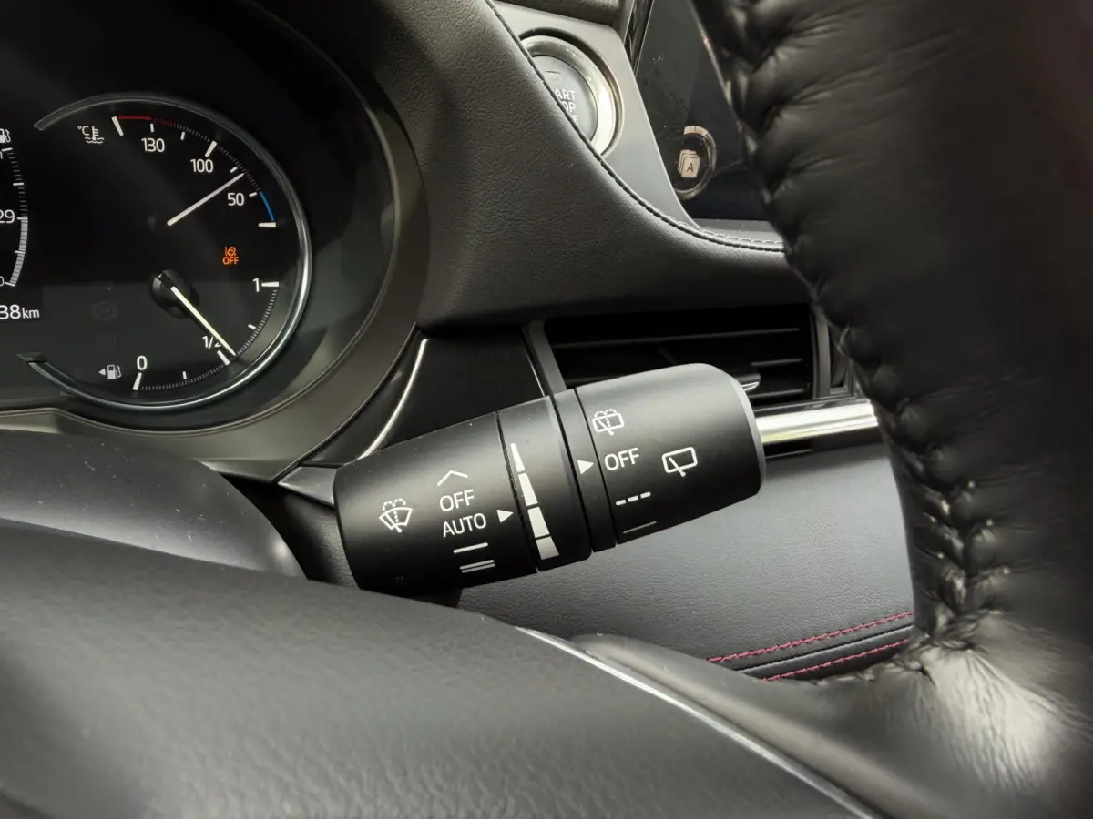 2.0 SkyActiv-G 165 Luxury / Automaat / Camera / Carplay / verw. & gev. v. stoelen / Leder /
