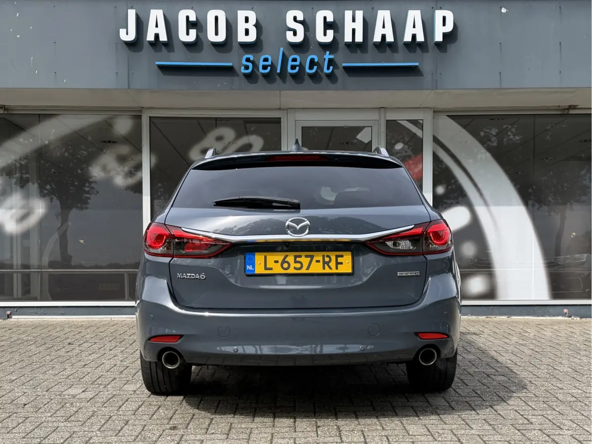 2.0 SkyActiv-G 165 Luxury / Automaat / Camera / Carplay / verw. & gev. v. stoelen / Leder /