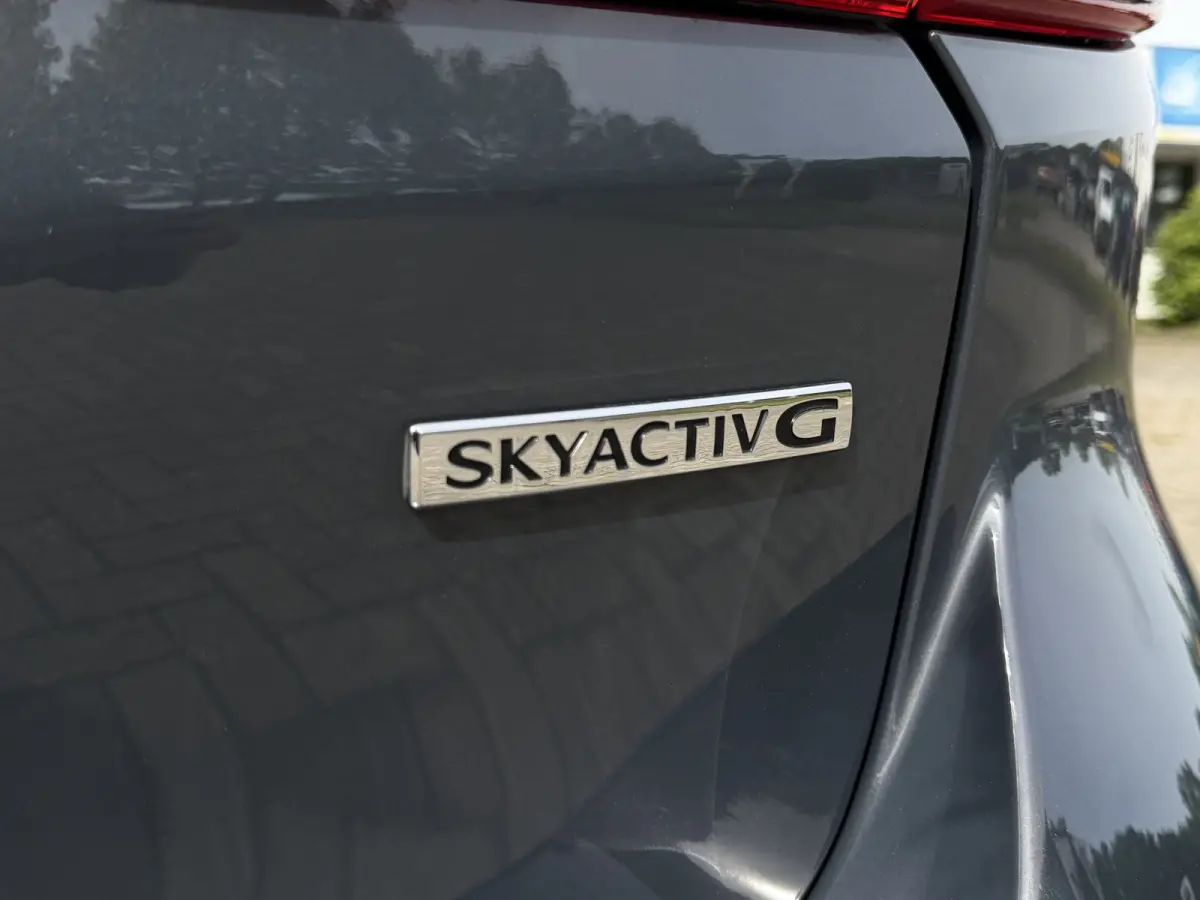2.0 SkyActiv-G 165 Luxury / Automaat / Camera / Carplay / verw. & gev. v. stoelen / Leder /
