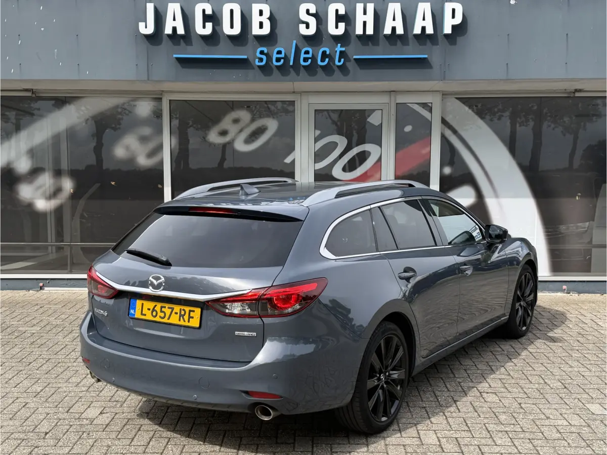 2.0 SkyActiv-G 165 Luxury / Automaat / Camera / Carplay / verw. & gev. v. stoelen / Leder /