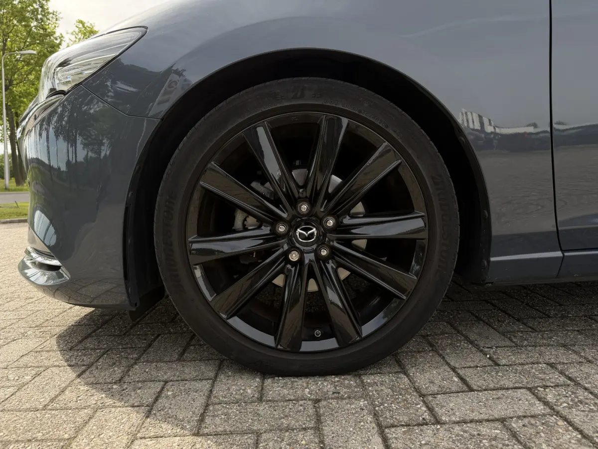 2.0 SkyActiv-G 165 Luxury / Automaat / Camera / Carplay / verw. & gev. v. stoelen / Leder /