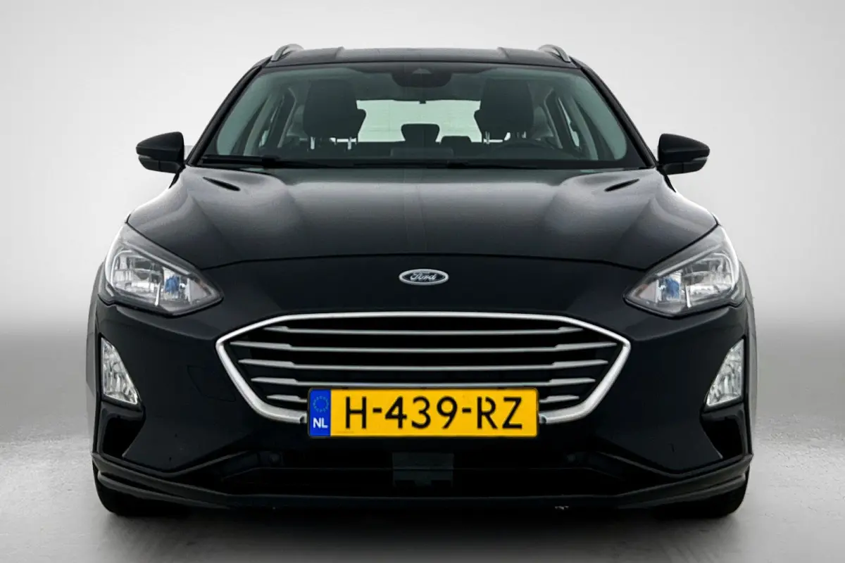 1.0 EcoBoost Trend Edition Business (NAVIGATIE, CARPLAY, PDC, STUURBEDIENING, 1e EIGENAAR)