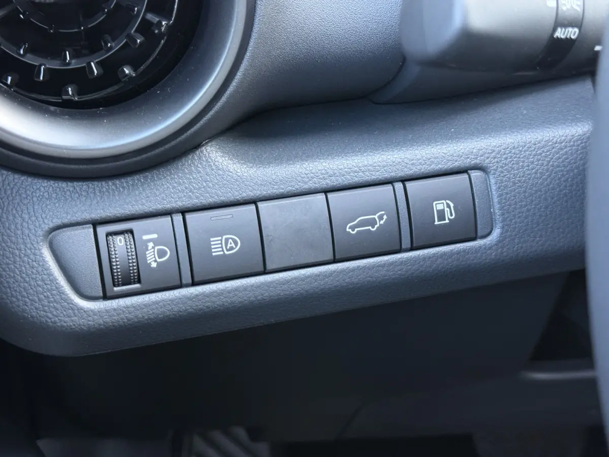 1.8 Hybrid 140 Dynamic | ACC | CarPlay | Camera | Keyless | 18 inch