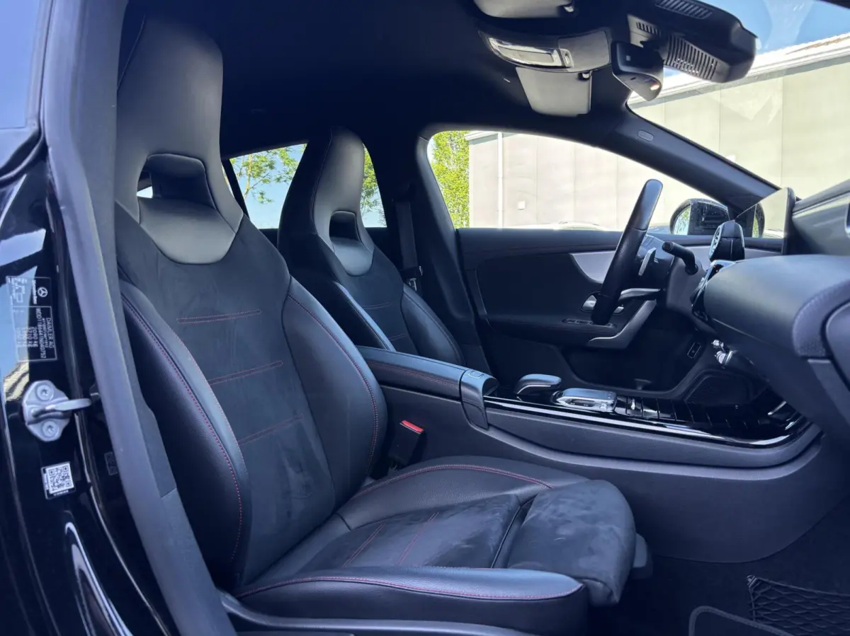 220 Advantage AMG cruise