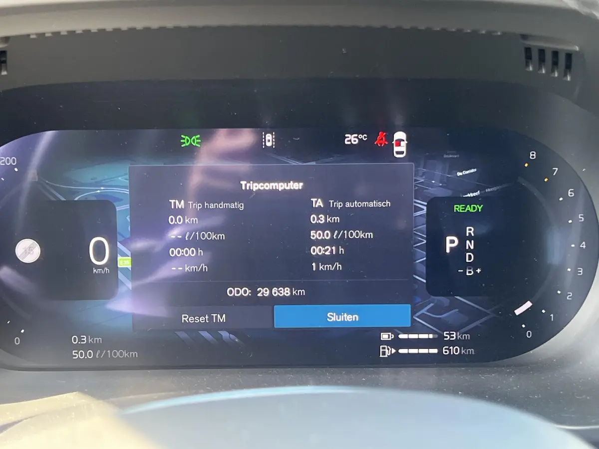 T6 Plug-in hybrid AWD Plus Dark