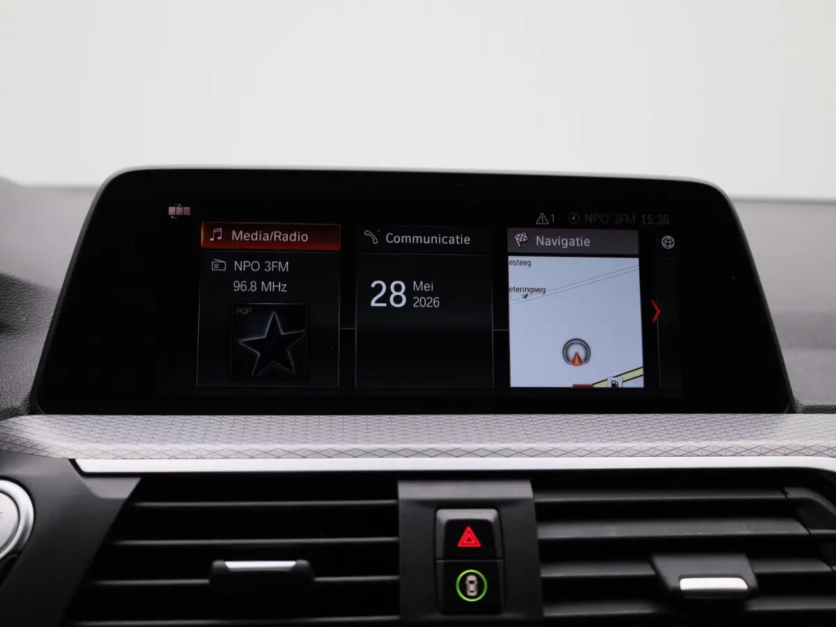 xDrive30i High Executive | Automaat | Apple Carplay / Android Auto | M-Pakket | Panoramadak | Achteruitrijcamera | Parkeersensoren | Sfeerlichting | Stoelverwarming |