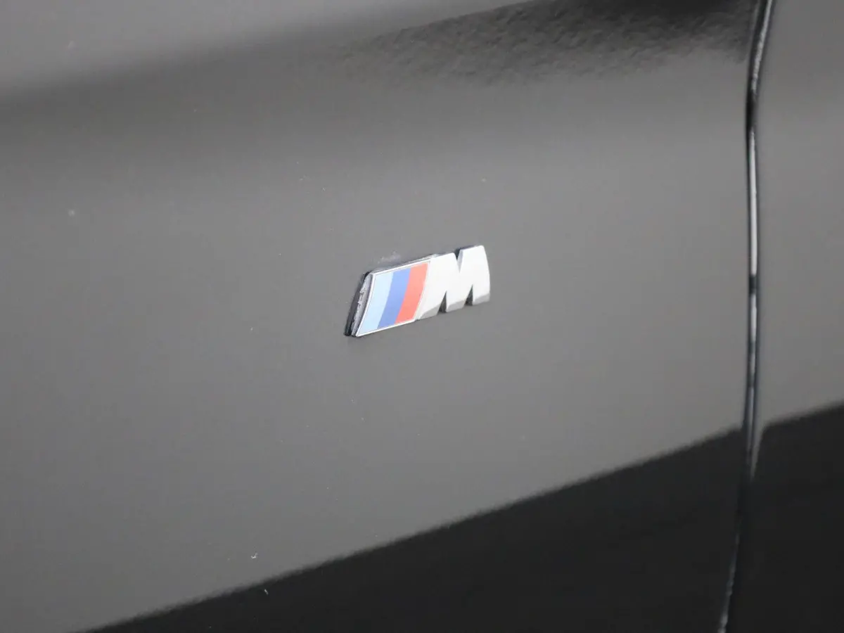 xDrive30i High Executive | Automaat | Apple Carplay / Android Auto | M-Pakket | Panoramadak | Achteruitrijcamera | Parkeersensoren | Sfeerlichting | Stoelverwarming |