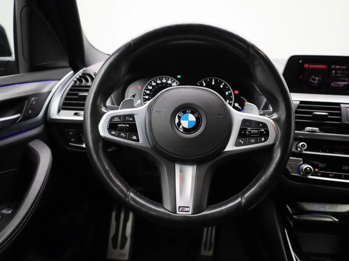 xDrive30i High Executive | Automaat | Apple Carplay / Android Auto | M-Pakket | Panoramadak | Achteruitrijcamera | Parkeersensoren | Sfeerlichting | Stoelverwarming |