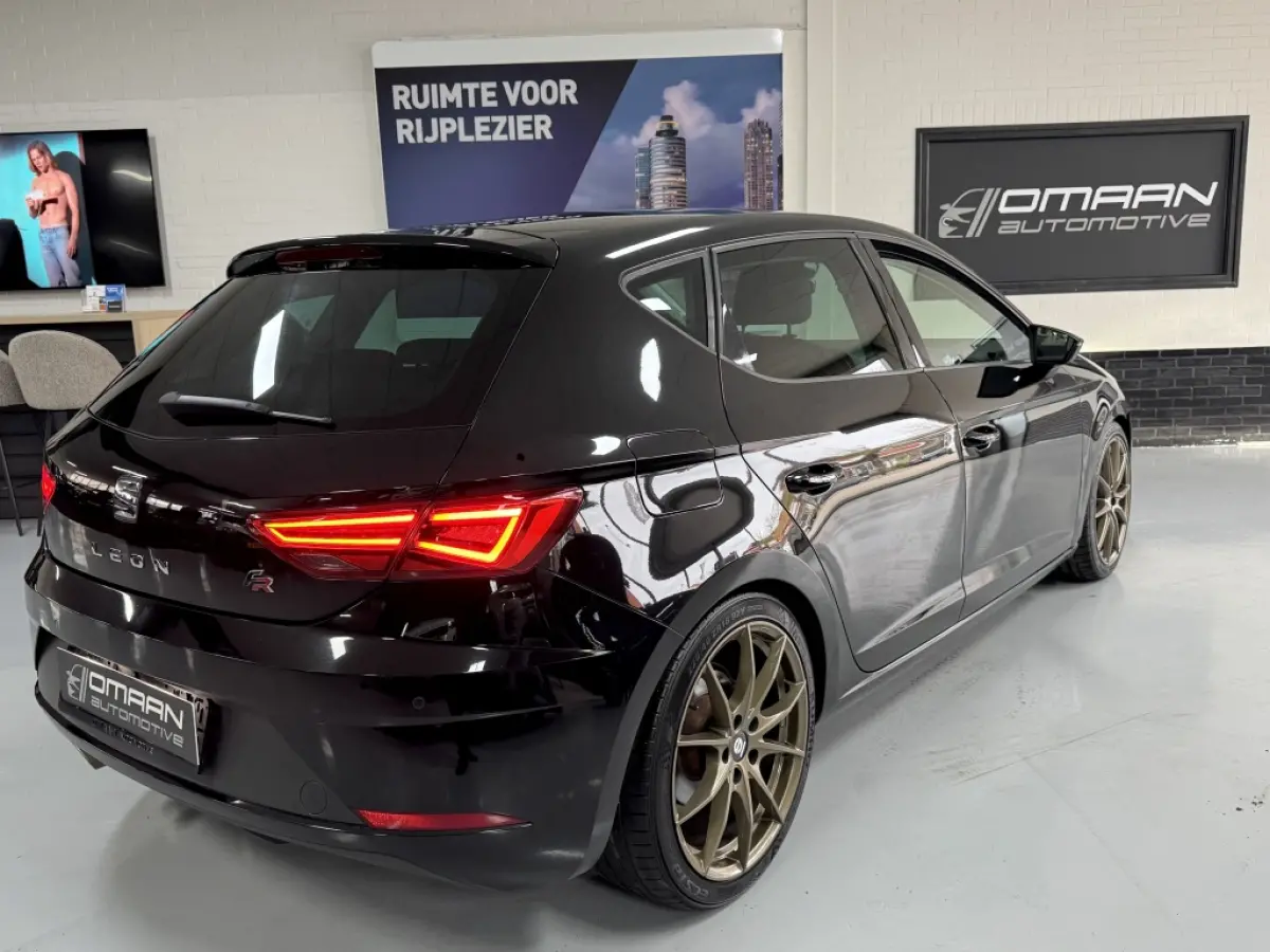 2.0 TSI FR DSG 191PK ACC CARPLAY SFEERVER.