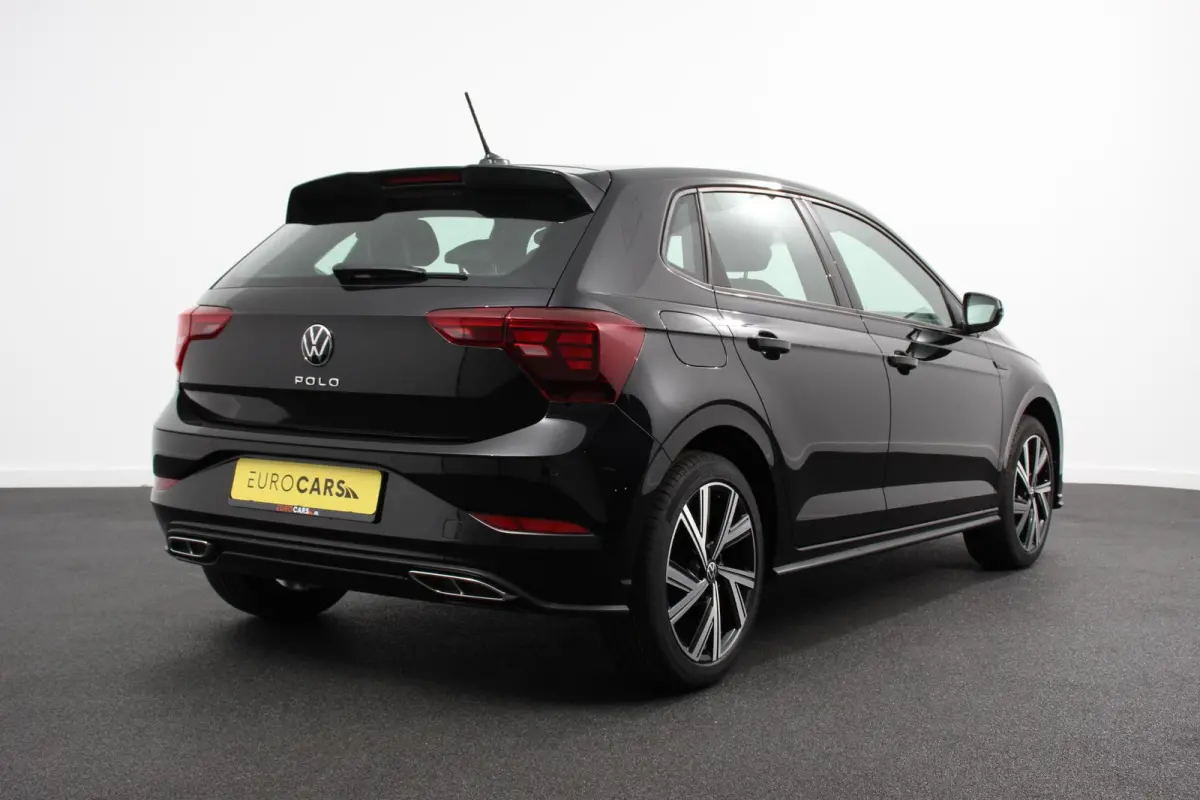 1.0 TSI DSG R-Line DEMO ! Panorama dak Navigatie App Connect/Apple Carplay/Android Auto Climate Control DAB LED Parkeer sensoren Camera Cruise control adaptieve Lichtmetalen velgen