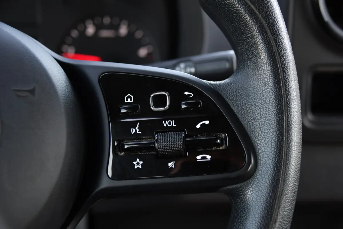 317 1.9 CDI L2H2 DC PB Edition Camera, Cruise, Carplay, 170pk, LED, 3500kg Trekhaak, Automaat, Sensoren, Multimedia, Uniek!