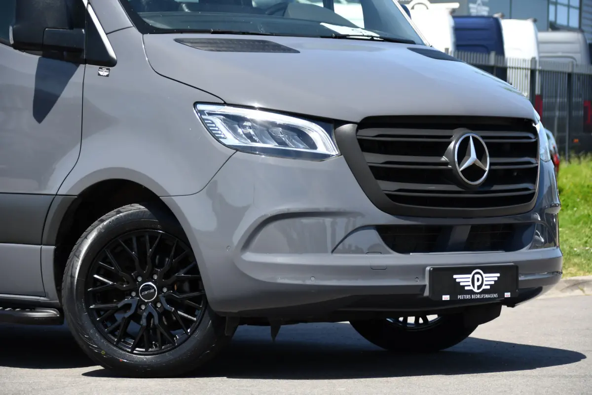 317 1.9 CDI L2H2 DC PB Edition Camera, Cruise, Carplay, 170pk, LED, 3500kg Trekhaak, Automaat, Sensoren, Multimedia, Uniek!