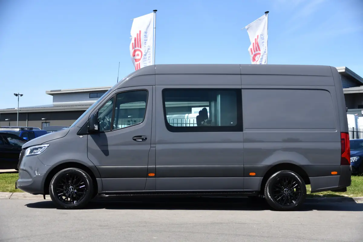 317 1.9 CDI L2H2 DC PB Edition Camera, Cruise, Carplay, 170pk, LED, 3500kg Trekhaak, Automaat, Sensoren, Multimedia, Uniek!