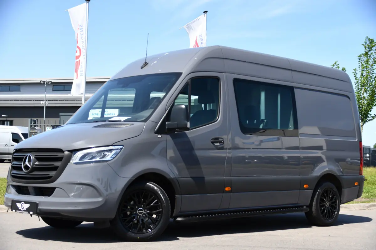 317 1.9 CDI L2H2 DC PB Edition Camera, Cruise, Carplay, 170pk, LED, 3500kg Trekhaak, Automaat, Sensoren, Multimedia, Uniek!