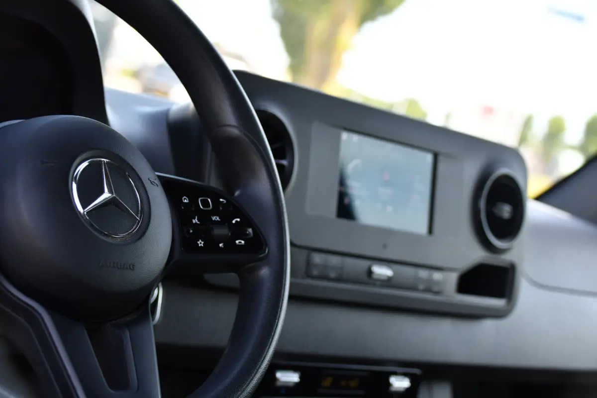 317 1.9 CDI L2H2 DC PB Edition Camera, Cruise, Carplay, 170pk, LED, 3500kg Trekhaak, Automaat, Sensoren, Multimedia, Uniek!