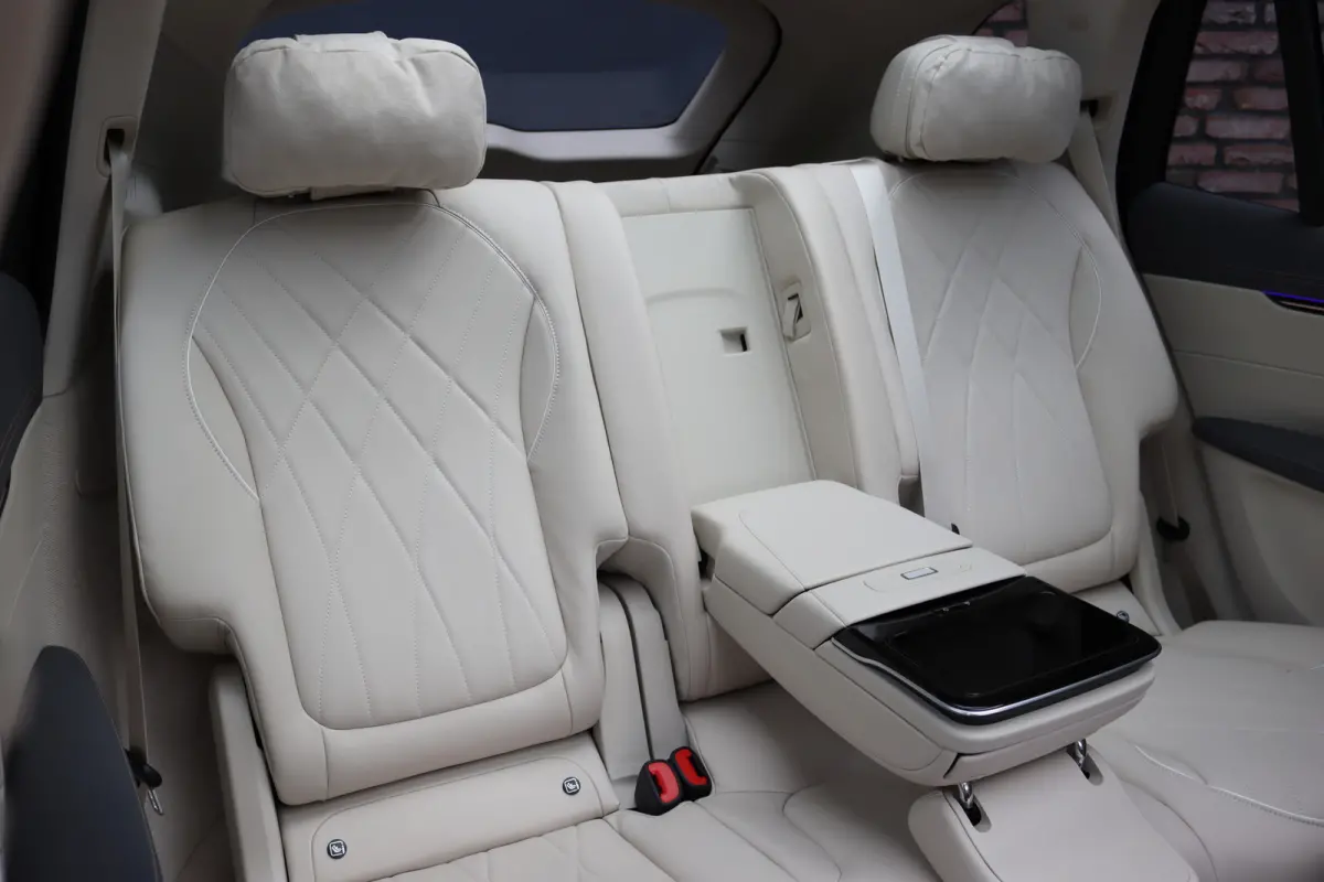450+ AMG Line 108 kWh | Luchtvering | Hyperscreen | Achterasbesturing | Massage | Distronic+ | Entertainment Achter | Massage | Burmester | Verwarmd Stuurwiel | Tablet | HUD |