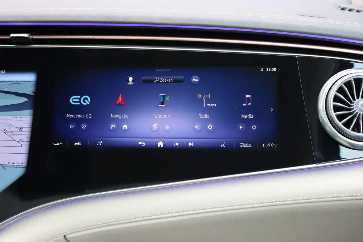 450+ AMG Line 108 kWh | Luchtvering | Hyperscreen | Achterasbesturing | Massage | Distronic+ | Entertainment Achter | Massage | Burmester | Verwarmd Stuurwiel | Tablet | HUD |