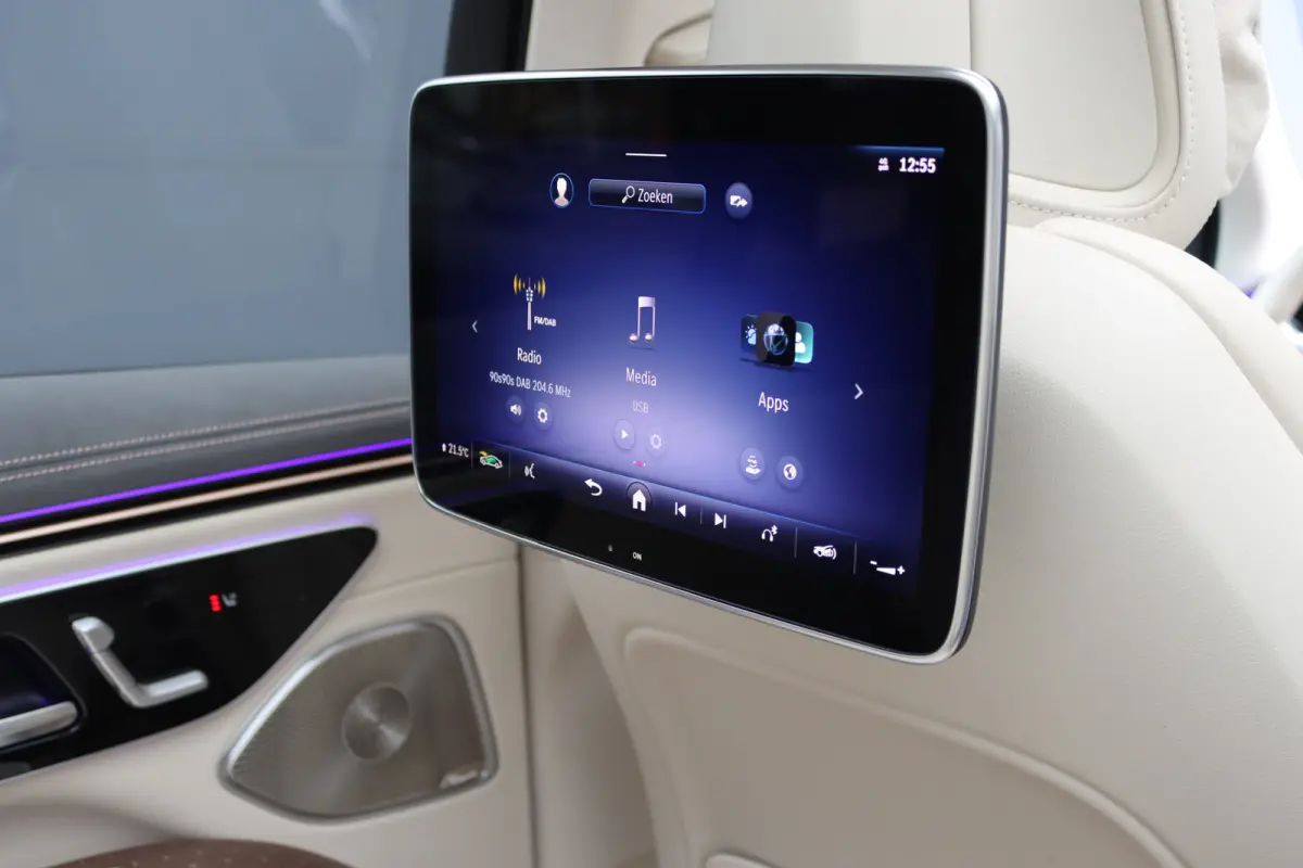 450+ AMG Line 108 kWh | Luchtvering | Hyperscreen | Achterasbesturing | Massage | Distronic+ | Entertainment Achter | Massage | Burmester | Verwarmd Stuurwiel | Tablet | HUD |