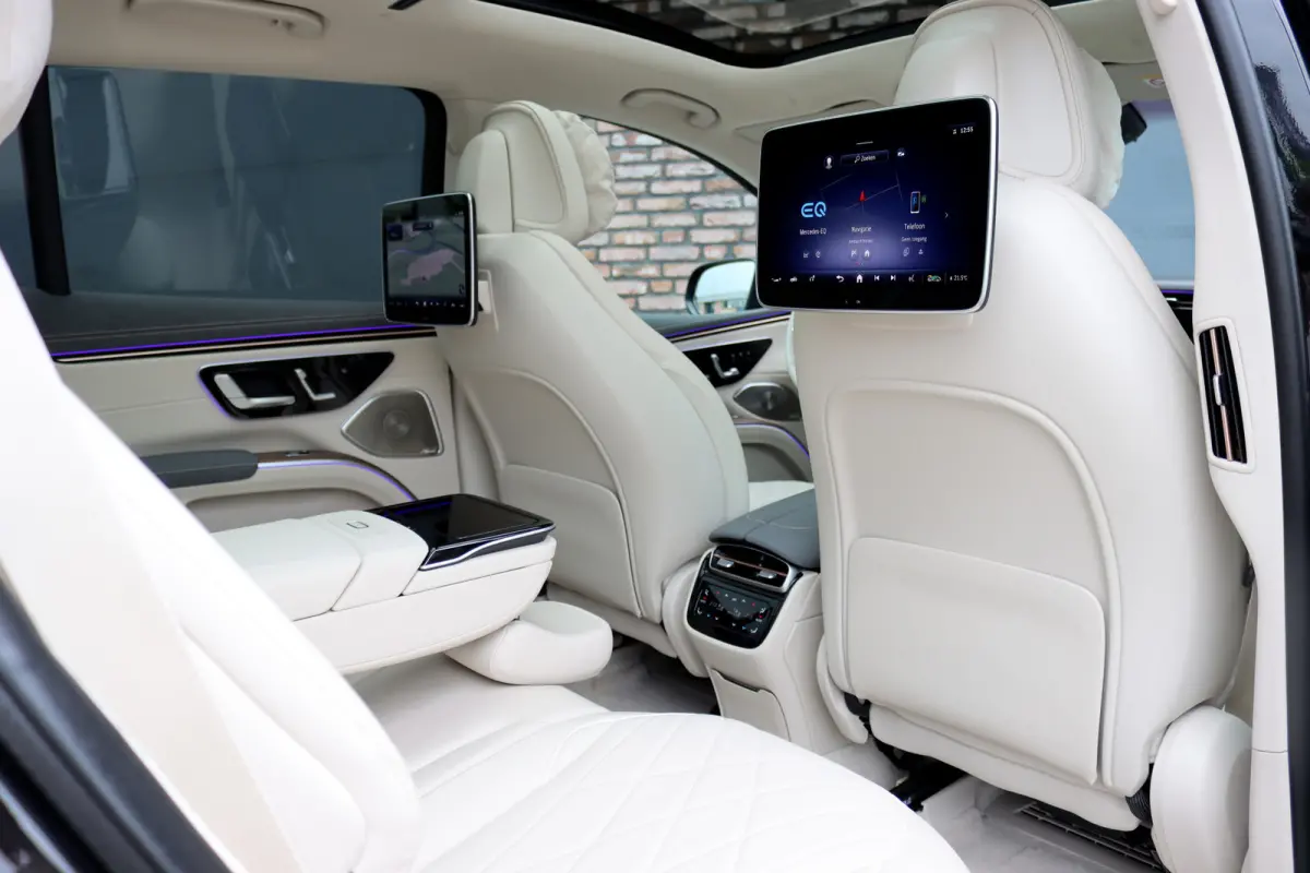 450+ AMG Line 108 kWh | Luchtvering | Hyperscreen | Achterasbesturing | Massage | Distronic+ | Entertainment Achter | Massage | Burmester | Verwarmd Stuurwiel | Tablet | HUD |