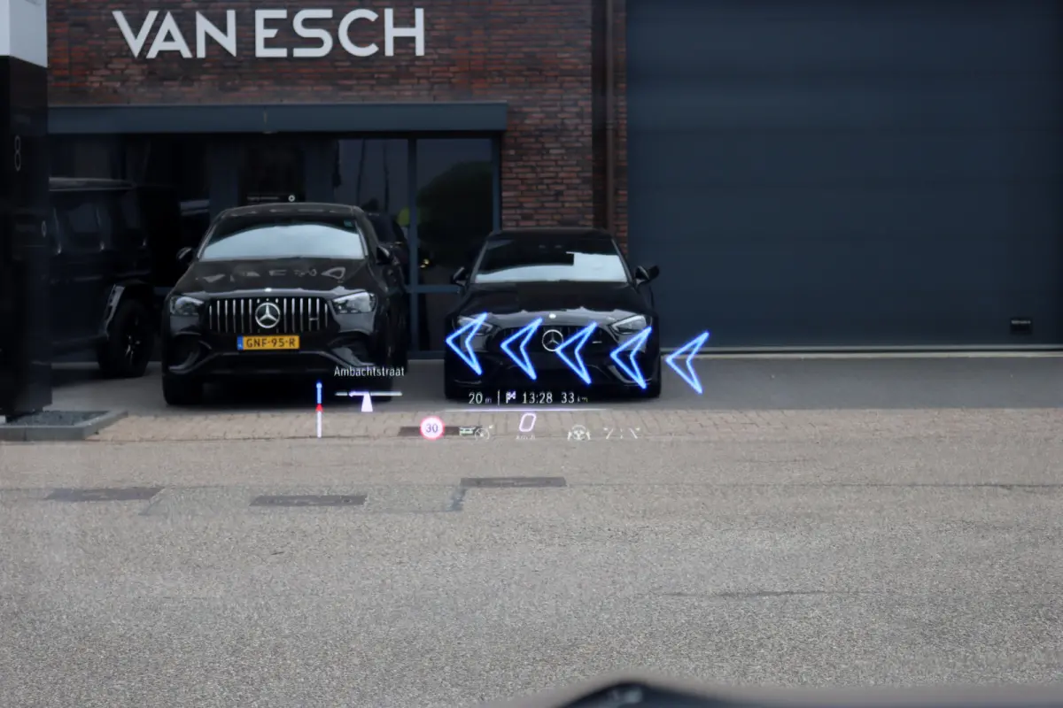 450+ AMG Line 108 kWh | Luchtvering | Hyperscreen | Achterasbesturing | Massage | Distronic+ | Entertainment Achter | Massage | Burmester | Verwarmd Stuurwiel | Tablet | HUD |