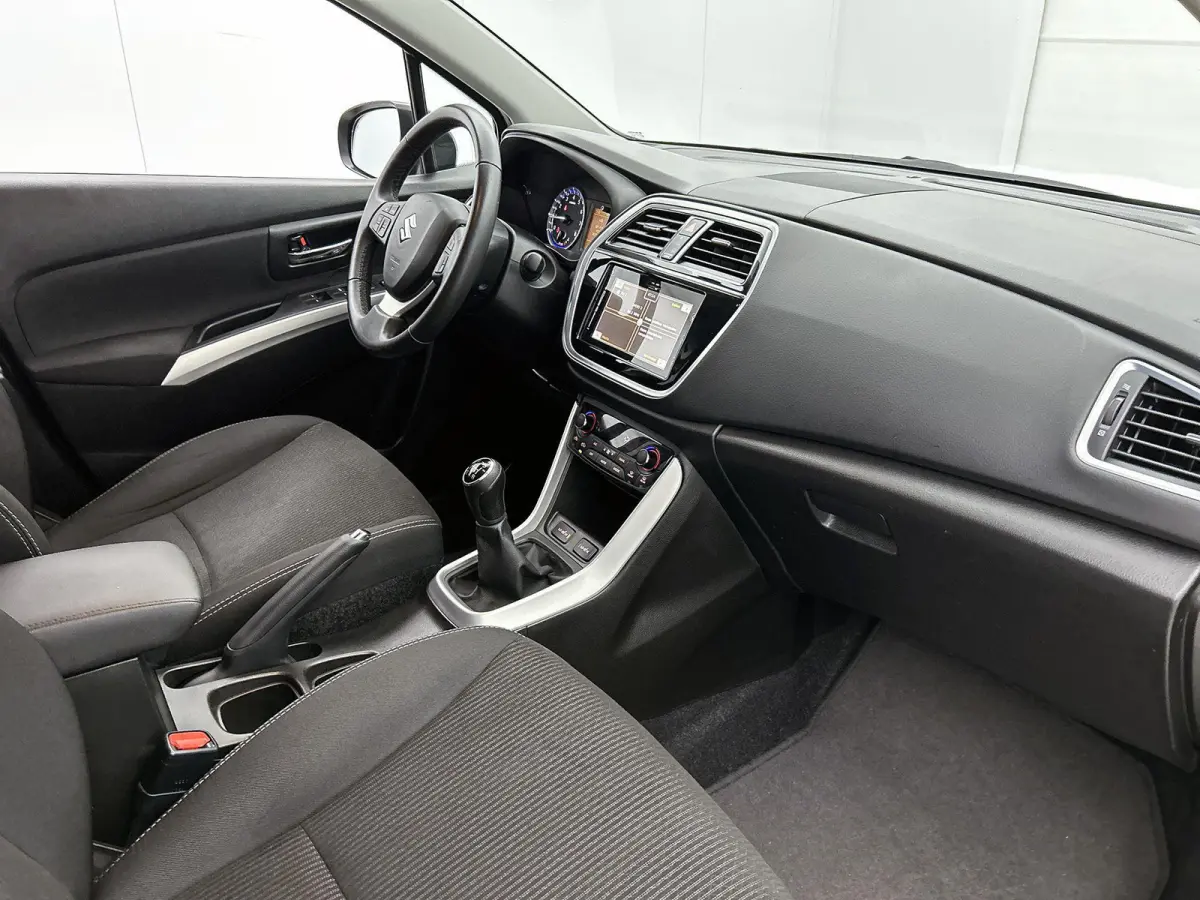 1.0 Boosterjet Comfort | STOELVERWARMING | AIRCO | CRUISE CONTROL | MULTIFUNCTIONEEL STUURWIEL |