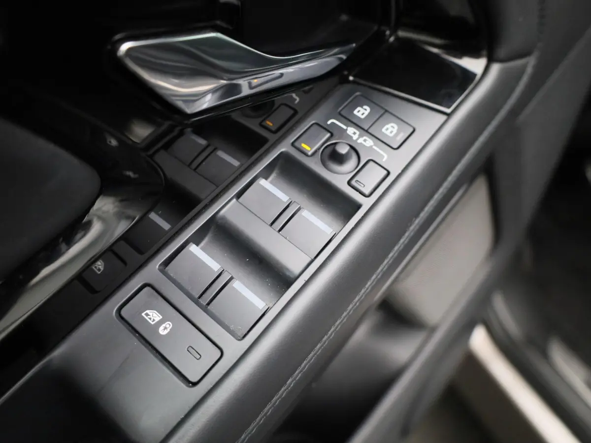 1.5 P300e AWD Autobiography | PANO-SCHUIFDAK | MERIDIAN AUDIO | STOEL-STUURWIELVERWARMING | LUXE LEDEREN BEKLEDING | CAMERA