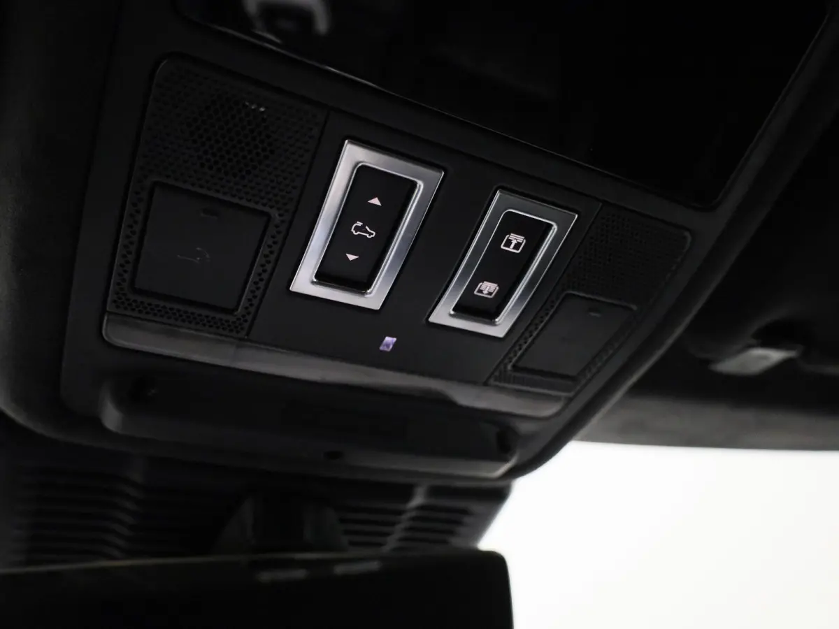 1.5 P300e AWD Autobiography | PANO-SCHUIFDAK | MERIDIAN AUDIO | STOEL-STUURWIELVERWARMING | LUXE LEDEREN BEKLEDING | CAMERA