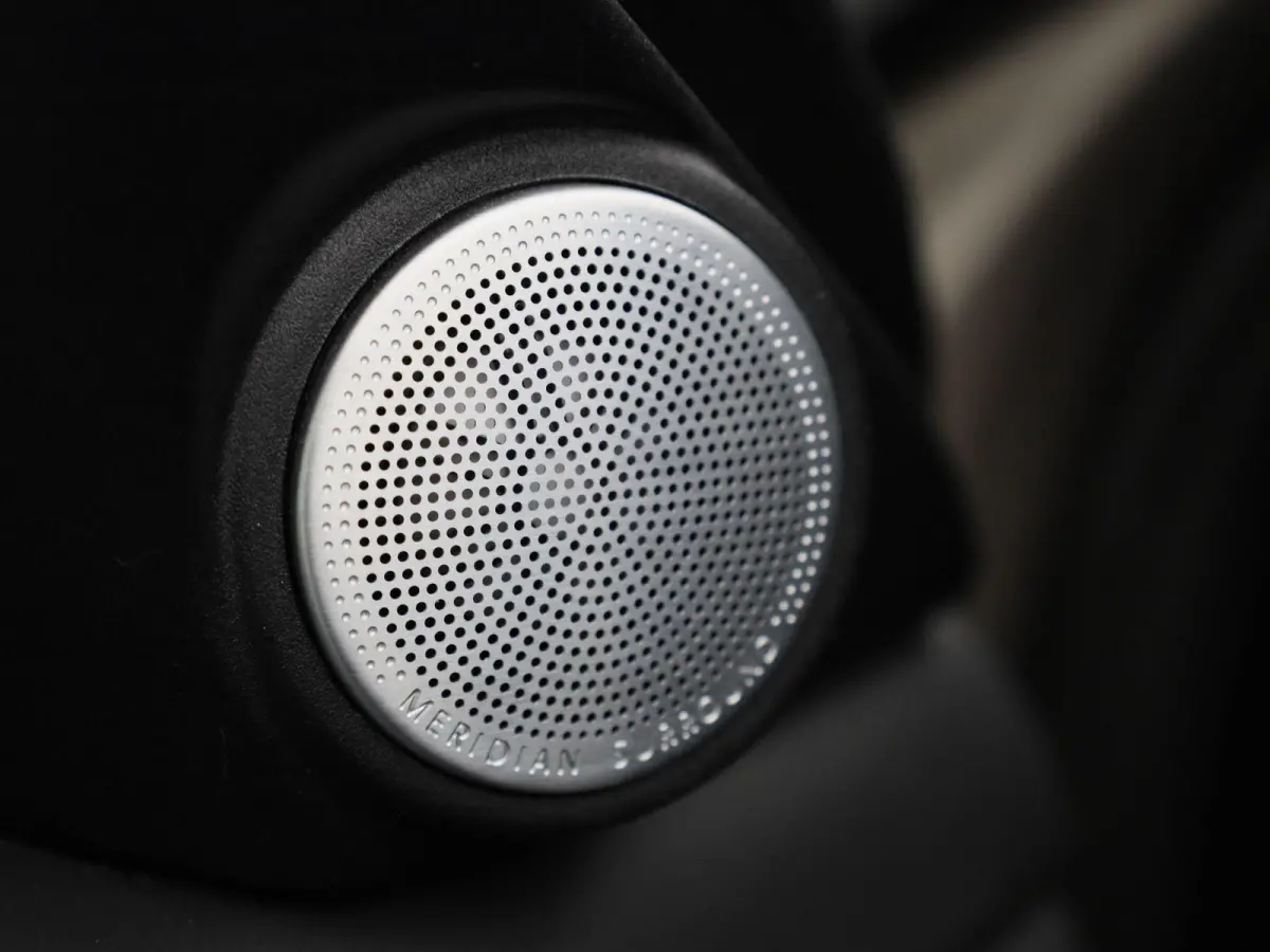 1.5 P300e AWD Autobiography | PANO-SCHUIFDAK | MERIDIAN AUDIO | STOEL-STUURWIELVERWARMING | LUXE LEDEREN BEKLEDING | CAMERA