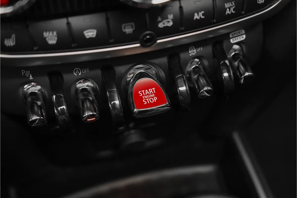 Mini 2.0 Cooper S JCW Pack Pano H/K Camera 19"