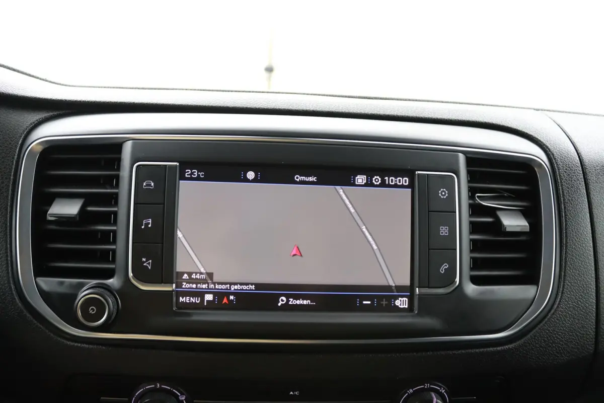 226S 1.6 BlueHDI 95 Premium | Automaat | Navigatie | Laadruimte Pakket | Parkeersensoren | Cruise Control | Bijrijders Bank