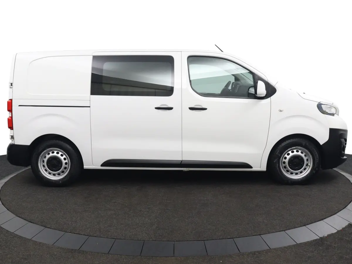 226S 1.6 BlueHDI 95 Premium | Automaat | Navigatie | Laadruimte Pakket | Parkeersensoren | Cruise Control | Bijrijders Bank