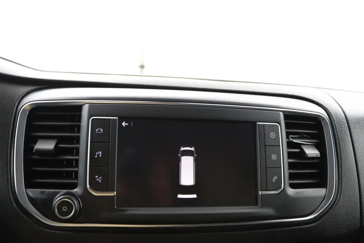 226S 1.6 BlueHDI 95 Premium | Automaat | Navigatie | Laadruimte Pakket | Parkeersensoren | Cruise Control | Bijrijders Bank