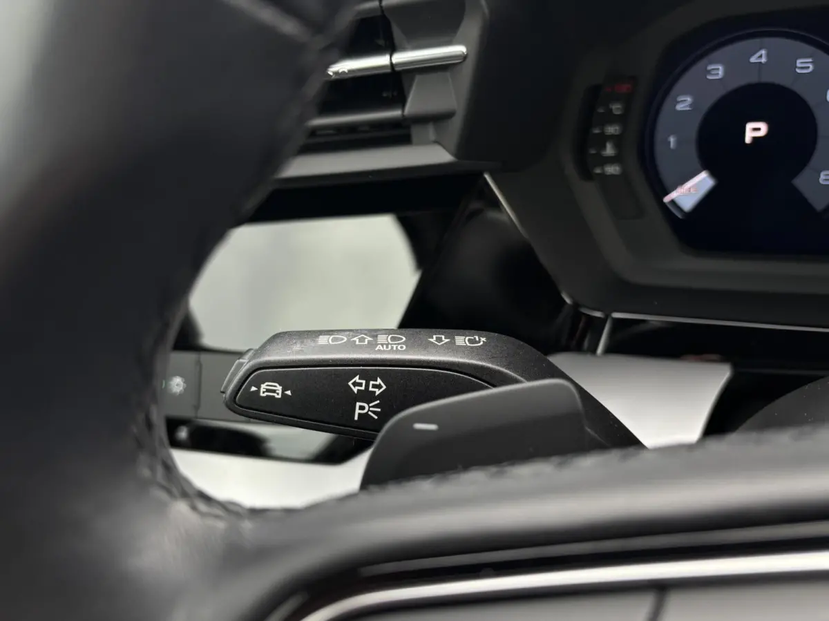 30 TFSI Pro Line acc apple carplay