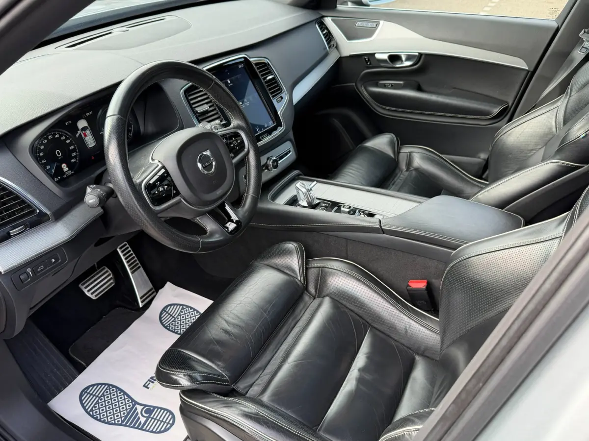 2.0 T8 Twin Engine AWD R-Design l ACC l 360 Camera