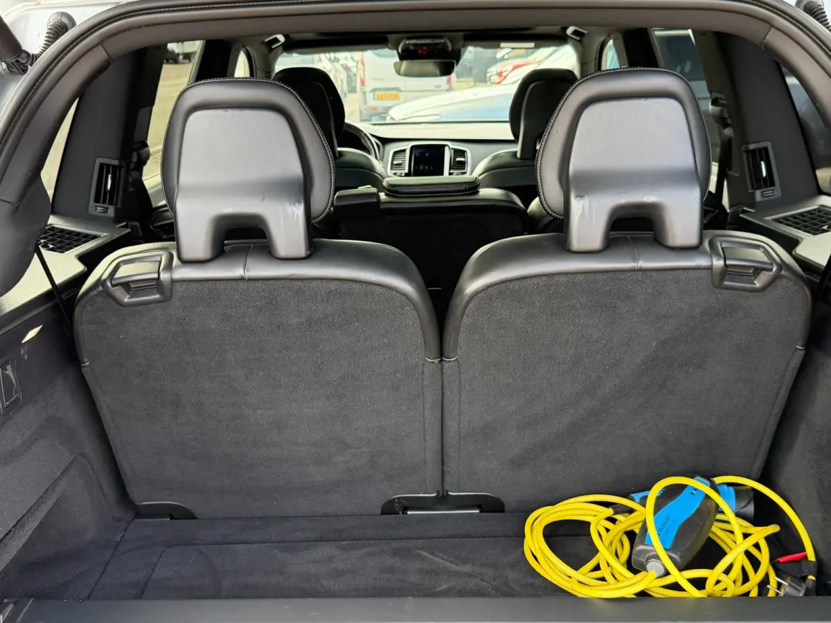 2.0 T8 Twin Engine AWD R-Design l ACC l 360 Camera