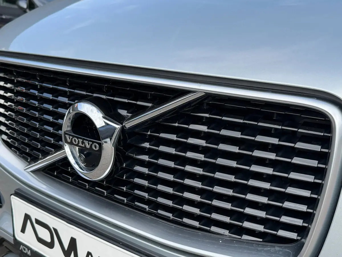 2.0 T8 Twin Engine AWD R-Design l ACC l 360 Camera