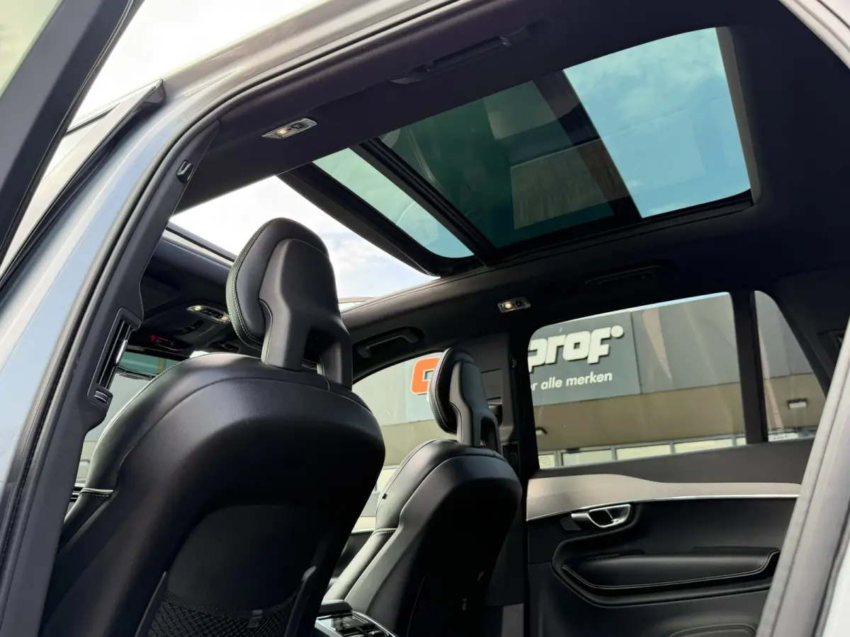 2.0 T8 Twin Engine AWD R-Design l ACC l 360 Camera