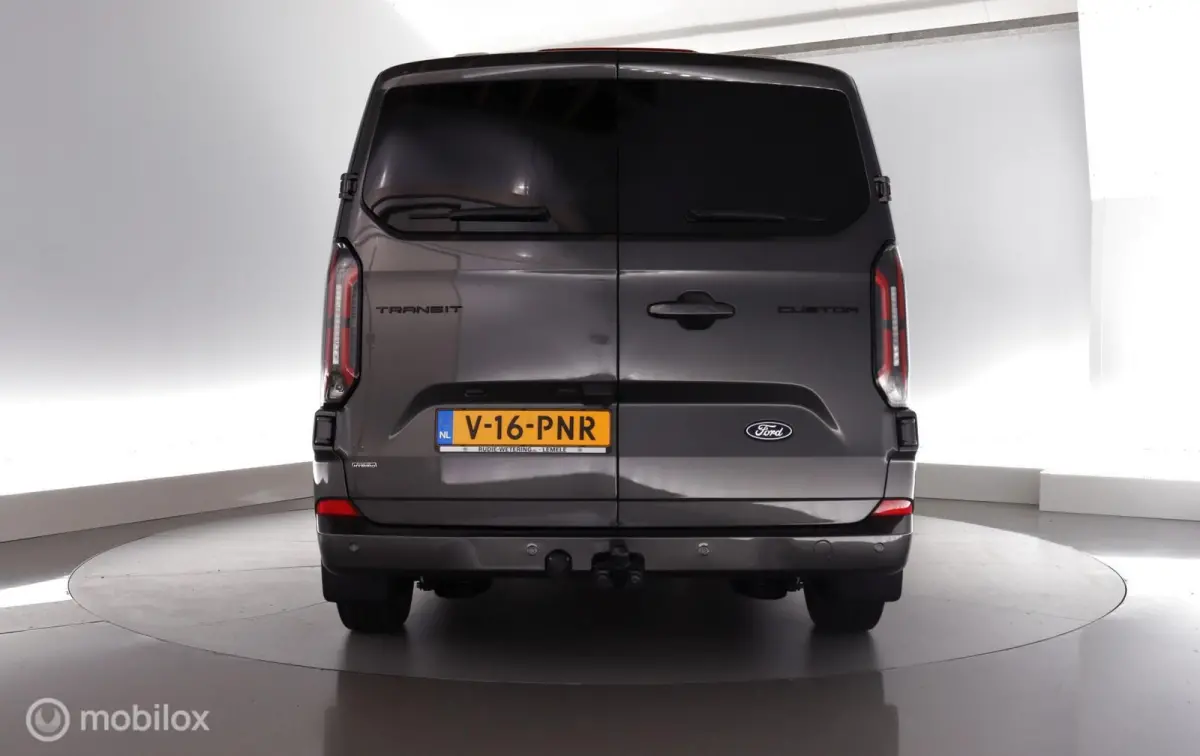 320 2.5 PHEV L2H1 Limited DC trekhaak|2xschuifdeur|nav|cam|acc|lmv17