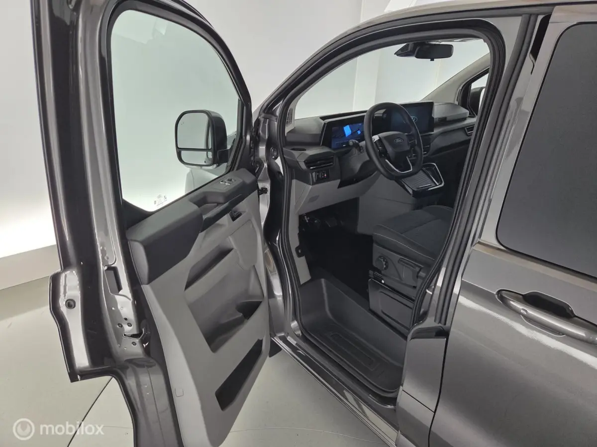 320 2.5 PHEV L2H1 Limited DC trekhaak|2xschuifdeur|nav|cam|acc|lmv17