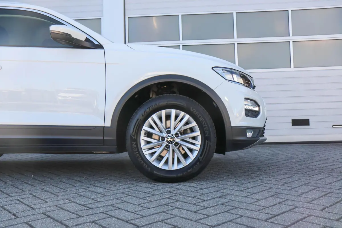 1.5 TSI 150pk DSG Style Business | Navigatie | Apple Carplay & Android Auto | Adaptive Cruise | Camera