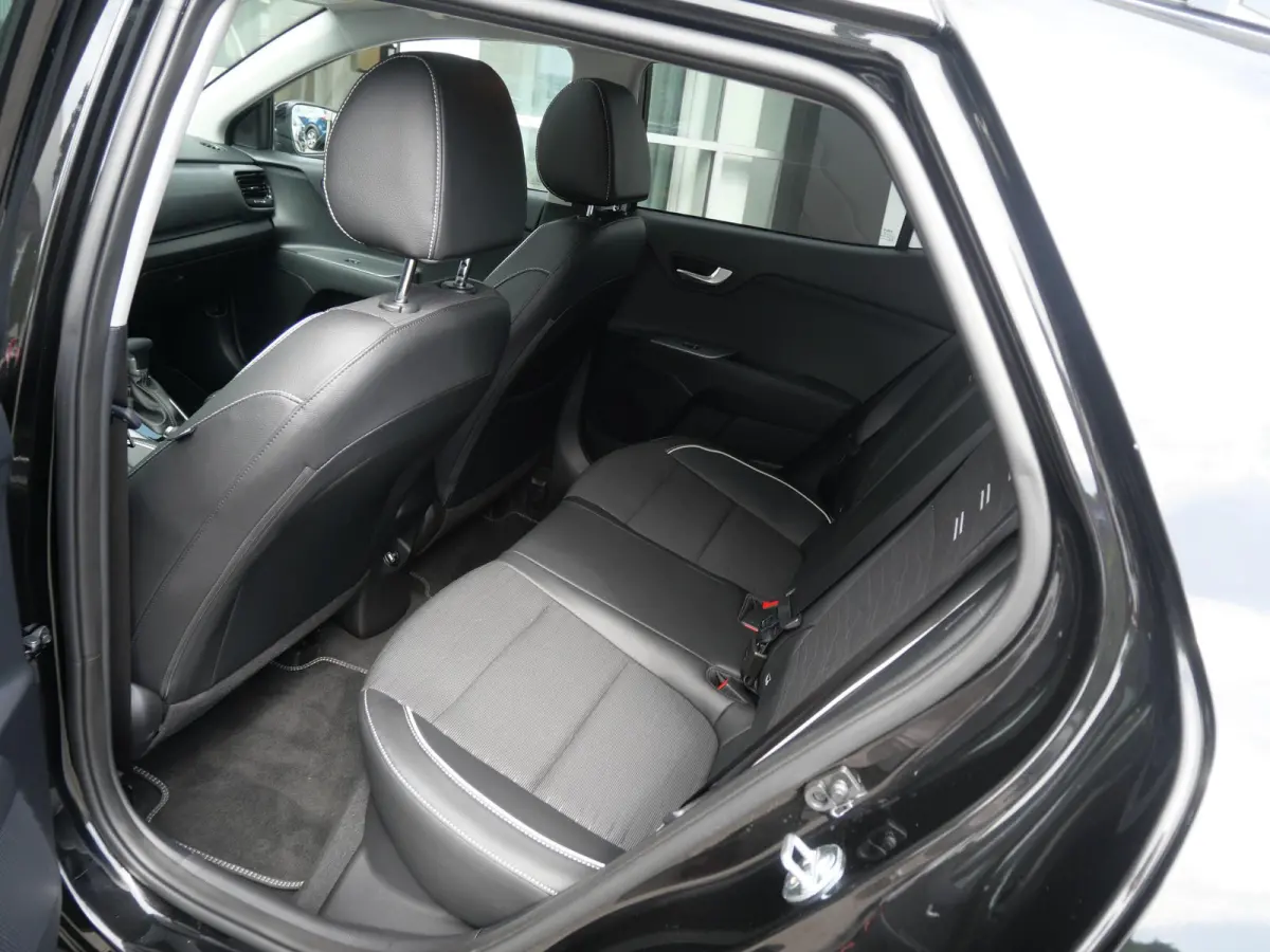 1.0 T-GDi MHEV GT-PlusLine | Trekhaak | Cruise | Clima | Schuif-kanteldak | Stoel-stuurverwarming | Keyless |