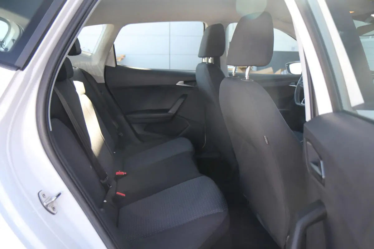 1.0 TSI 95pk Style | App Connect | Climate Control | Parkeersensoren Achter