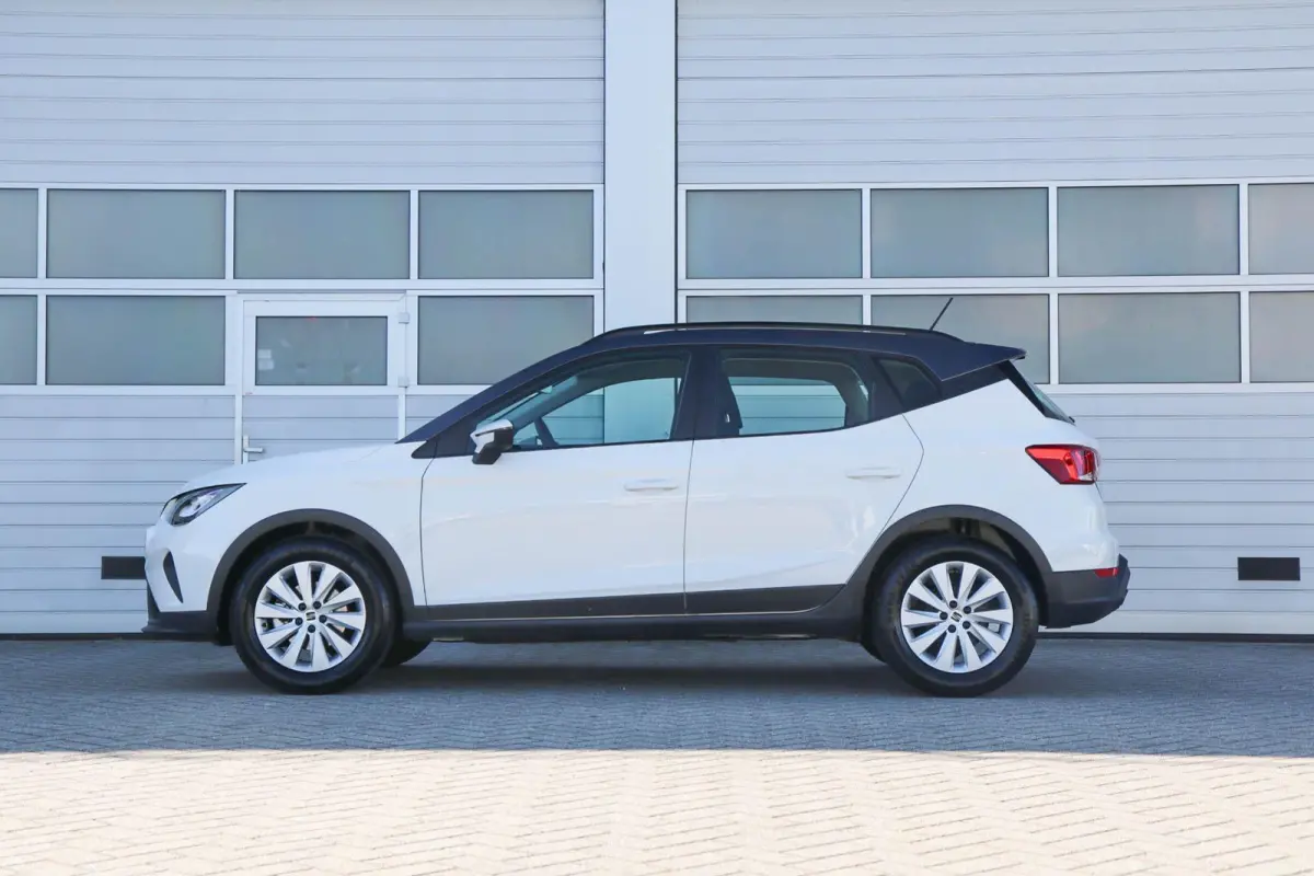 1.0 TSI 95pk Style | App Connect | Climate Control | Parkeersensoren Achter
