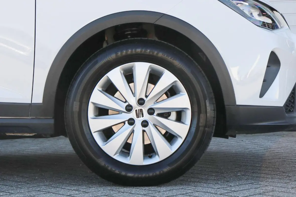 1.0 TSI 95pk Style | App Connect | Climate Control | Parkeersensoren Achter