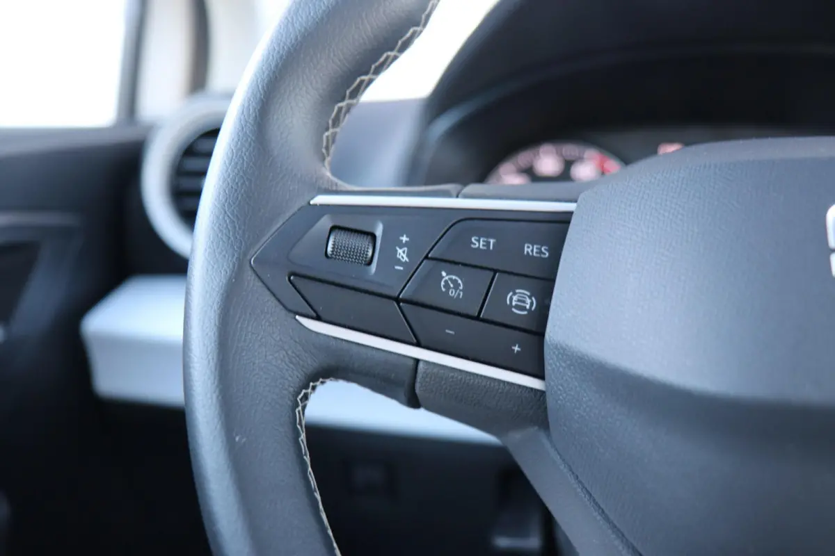 1.0 TSI 95pk Style | App Connect | Climate Control | Parkeersensoren Achter
