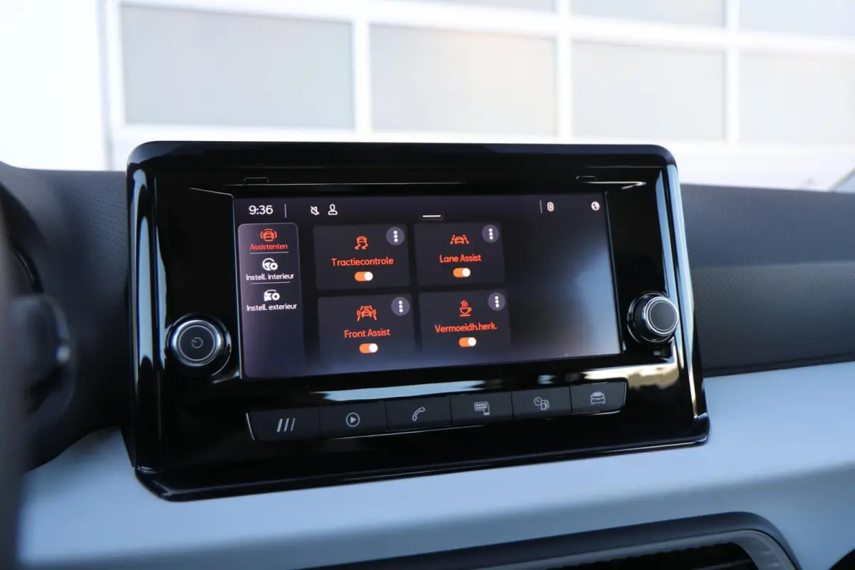 1.0 TSI 95pk Style | App Connect | Climate Control | Parkeersensoren Achter