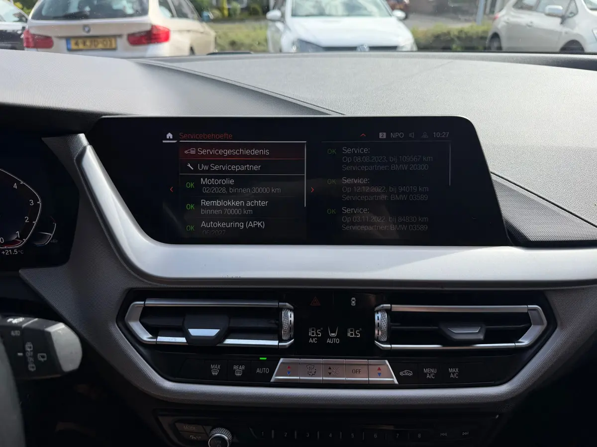 118i Executive Edition Xenon|XlNavi|VirtualDashboard|Nap!!