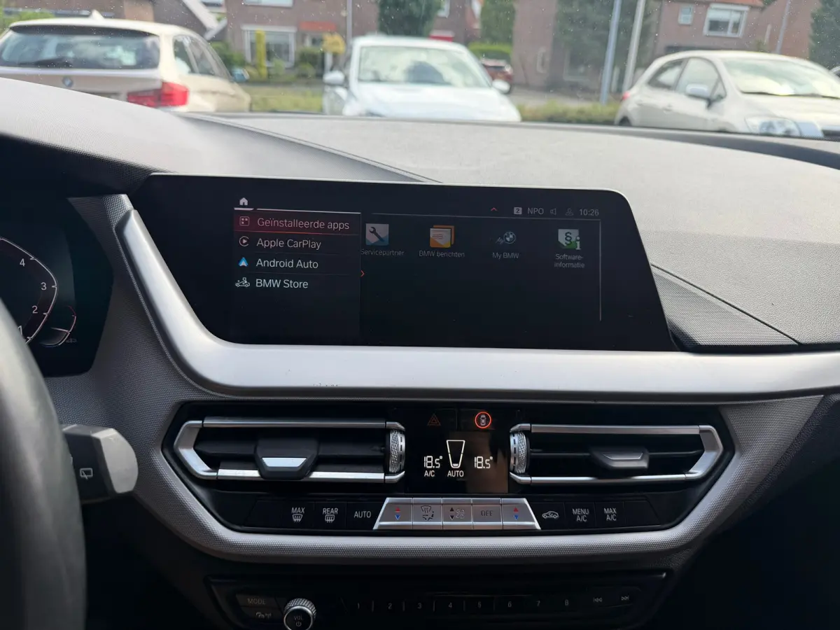 118i Executive Edition Xenon|XlNavi|VirtualDashboard|Nap!!